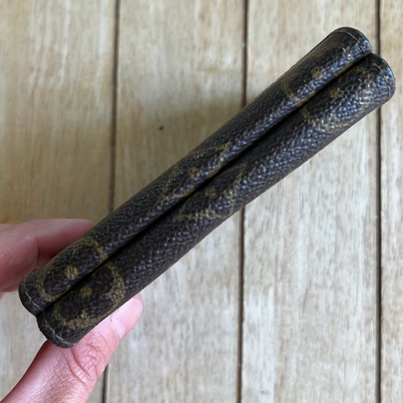 Louis Vuitton Authentic Monogram Vintage Tri-Fold Double Snap Wallet - Picture 6 of 12
